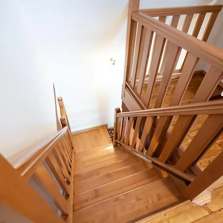 Drevenicka V Durcinej - Anna Durcina