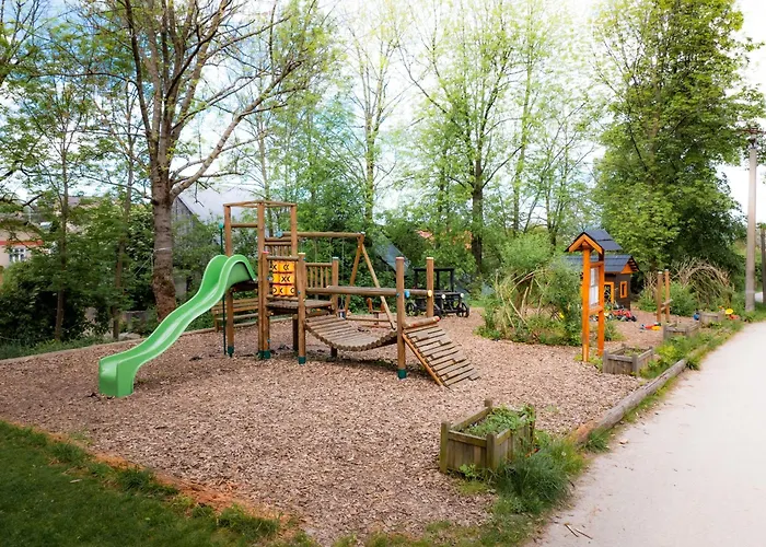 Drevenicka V Durcinej - Anna *